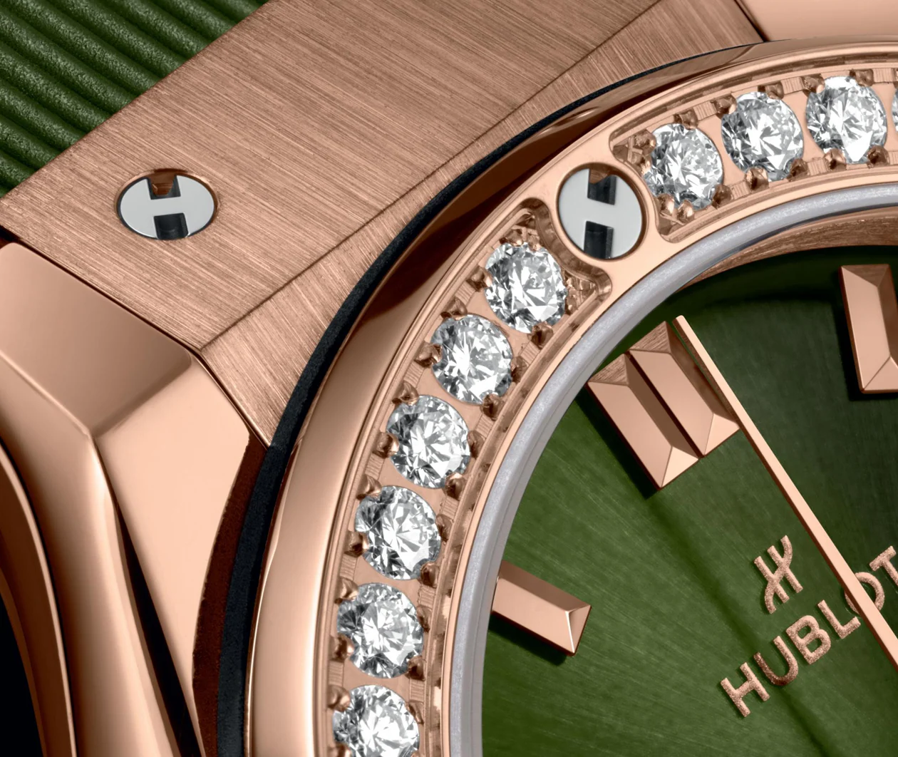 Classic Fusion King Gold Green Diamonds 29mm - Image 4