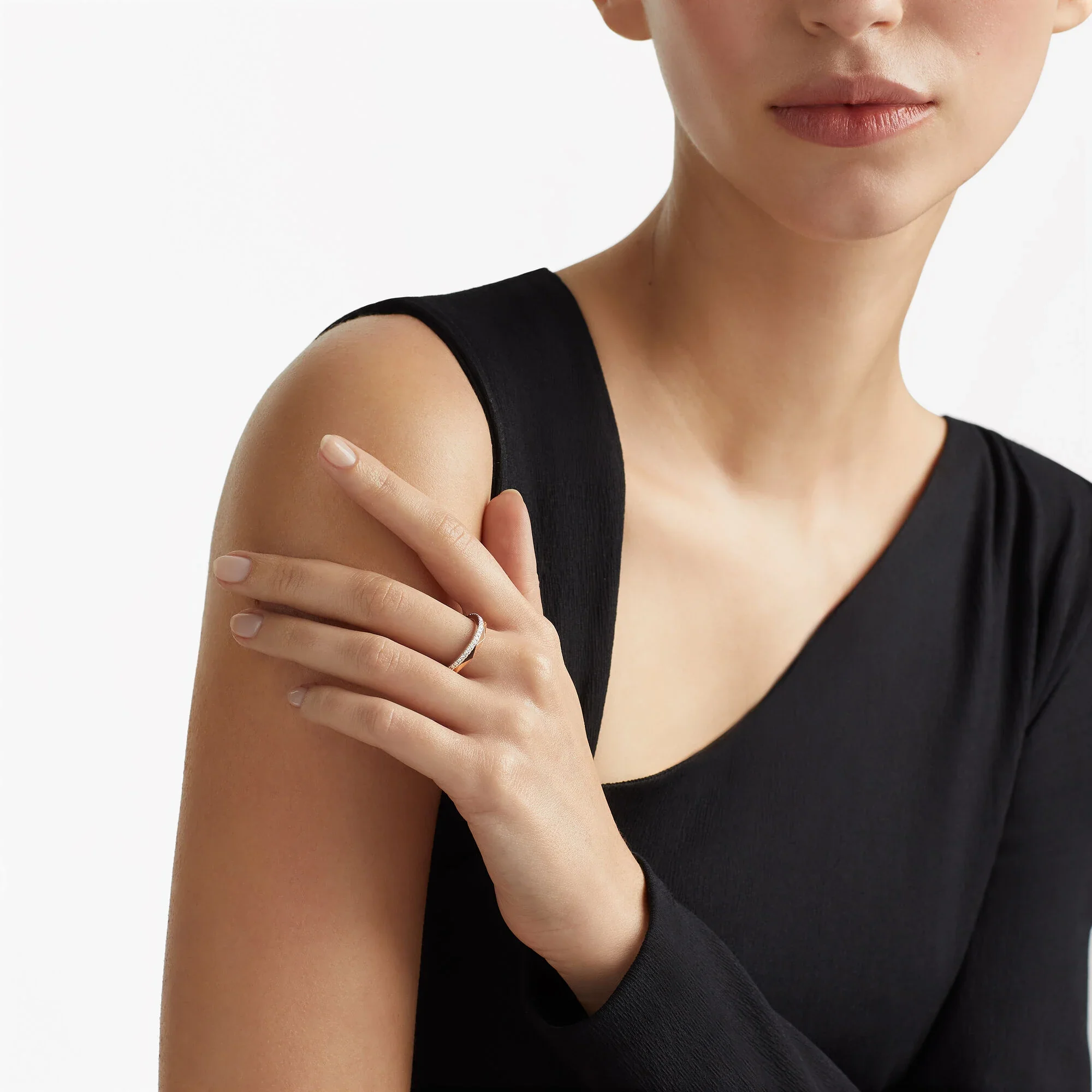 Laurence Graff Signature Diamond and Gold Band - Image 2