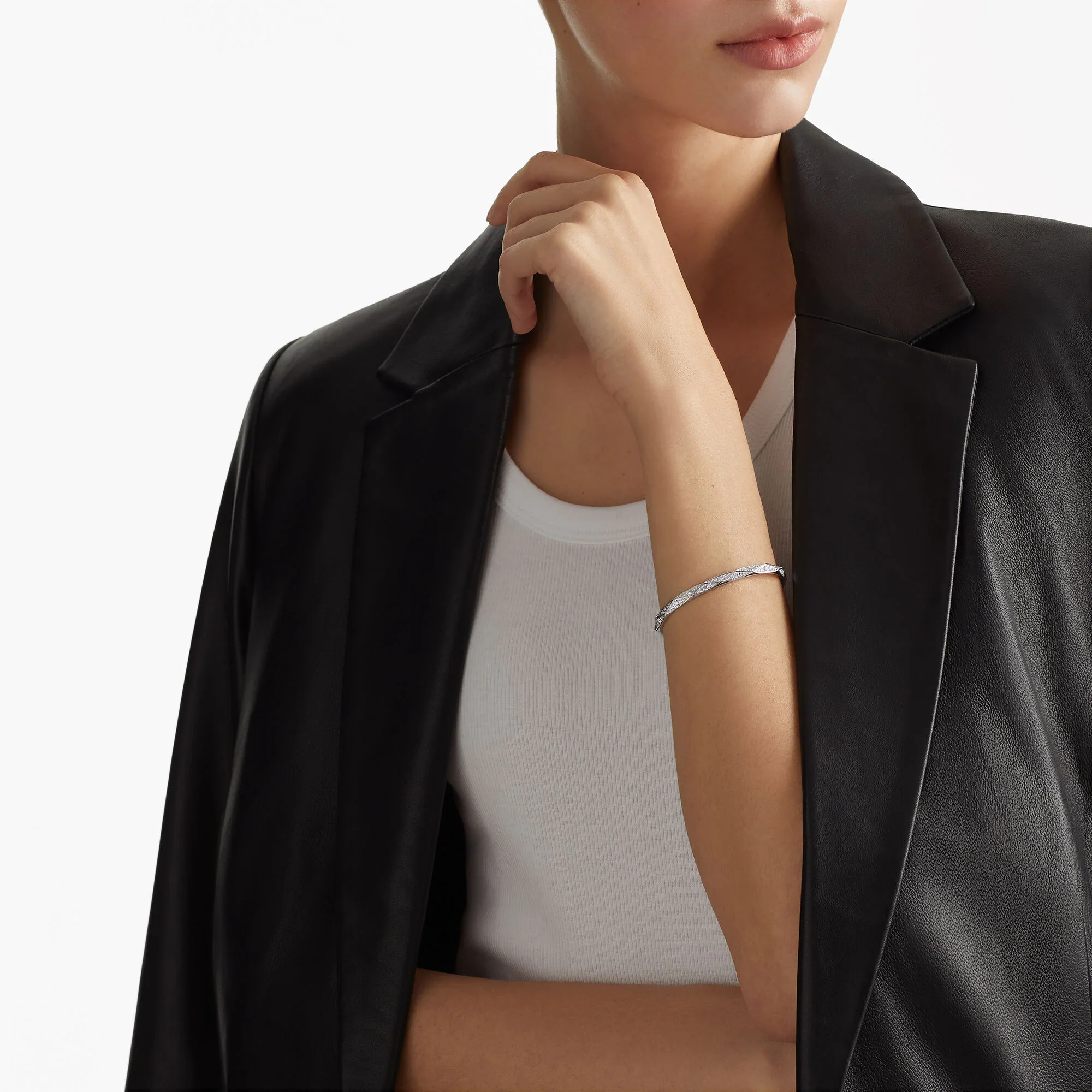 Laurence Graff Signature Pavé Diamond Bangle - Image 2