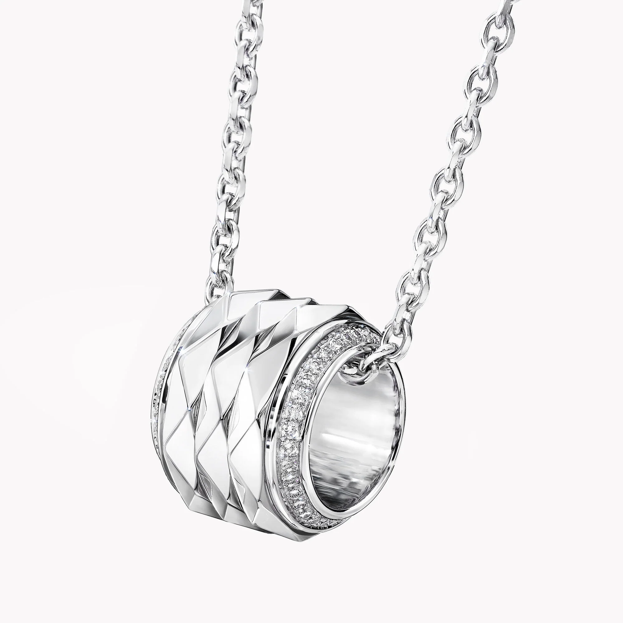Laurence Graff Signature Triple Spinning Diamond Pendant - Image 4
