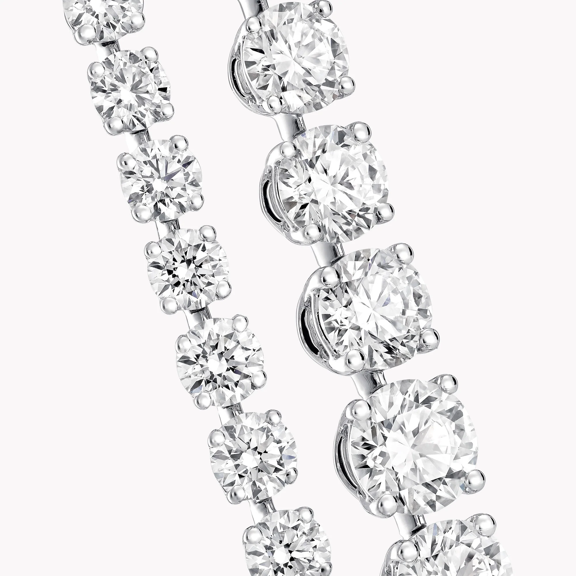 Round Diamond Necklace - Image 3