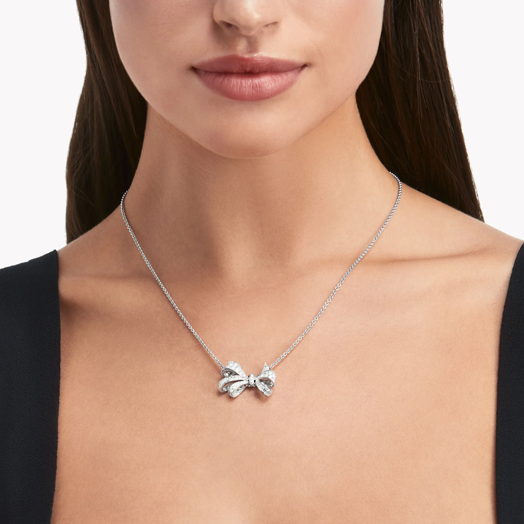 Tilda's Bow Classic Diamond Pendant - Image 2