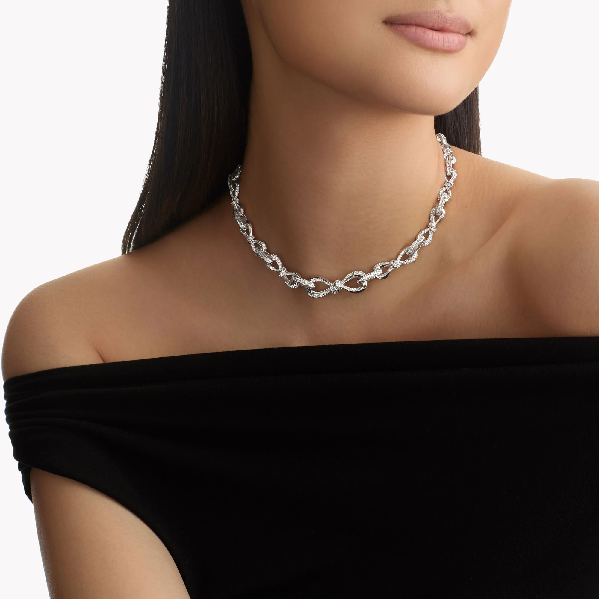Tilda's Bow Diamond Link Necklace - Image 2