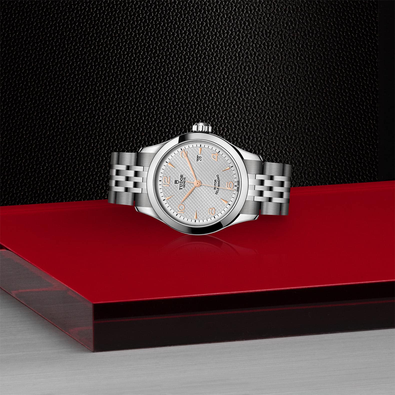 TUDOR 1926 - Image 2