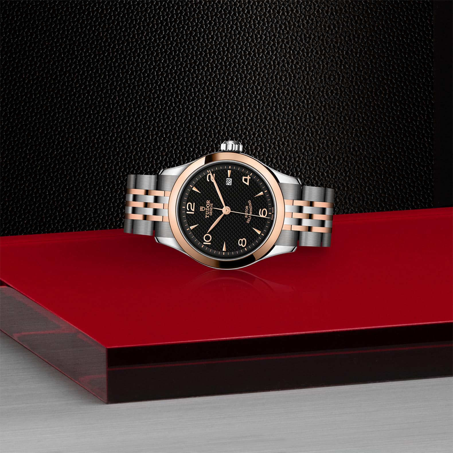 TUDOR 1926 - Image 2