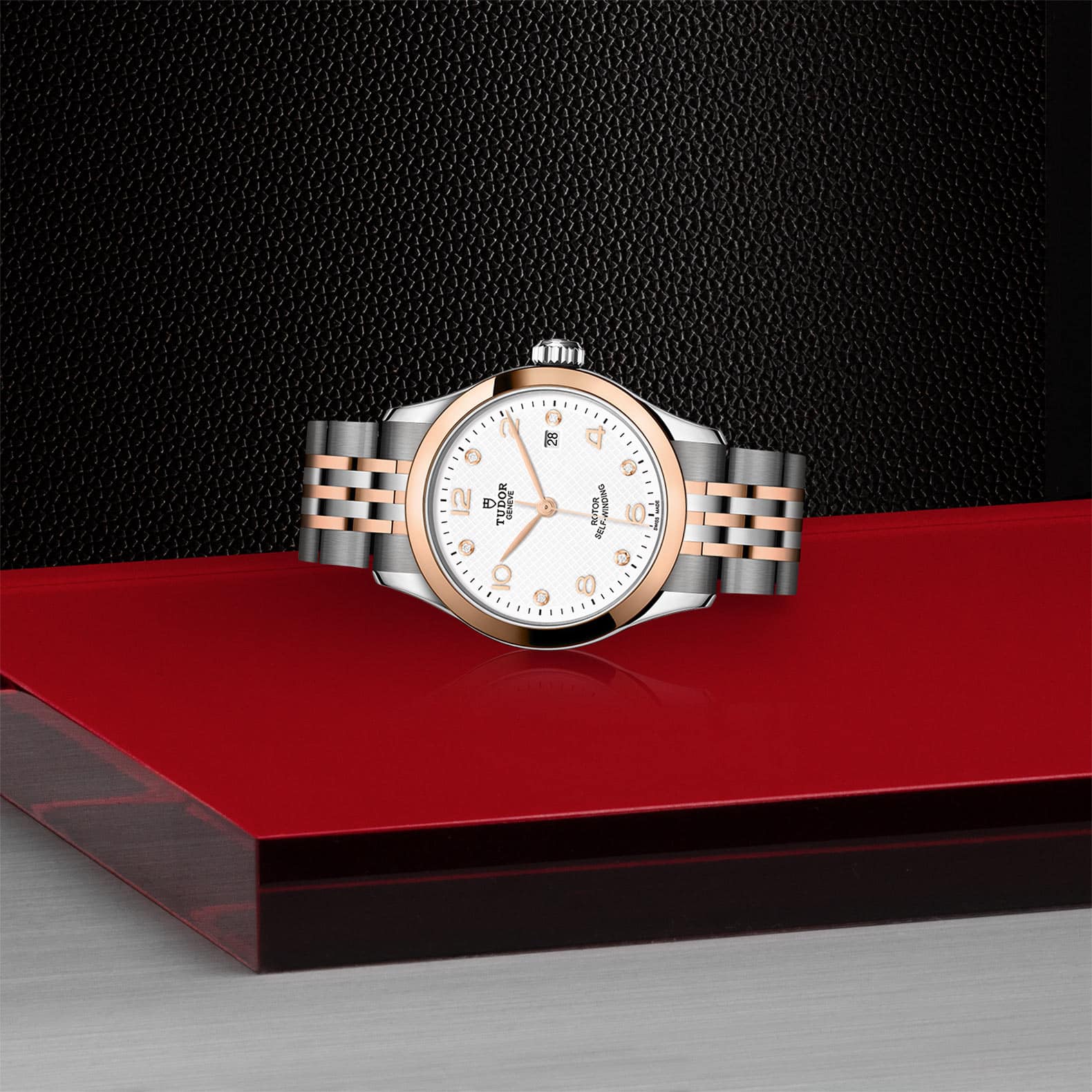 TUDOR 1926 - Image 2