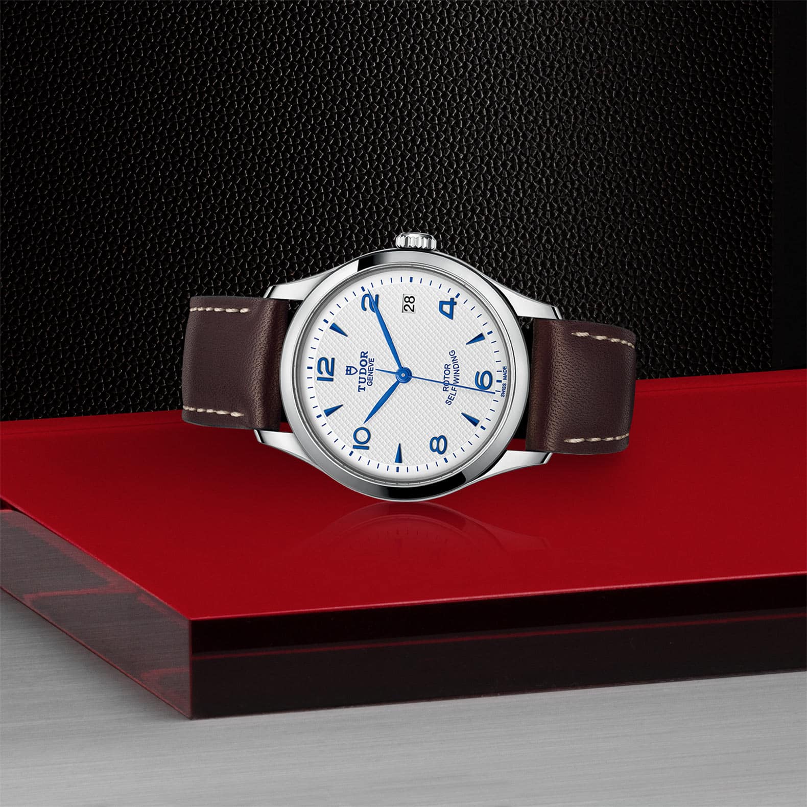TUDOR 1926 - Image 2