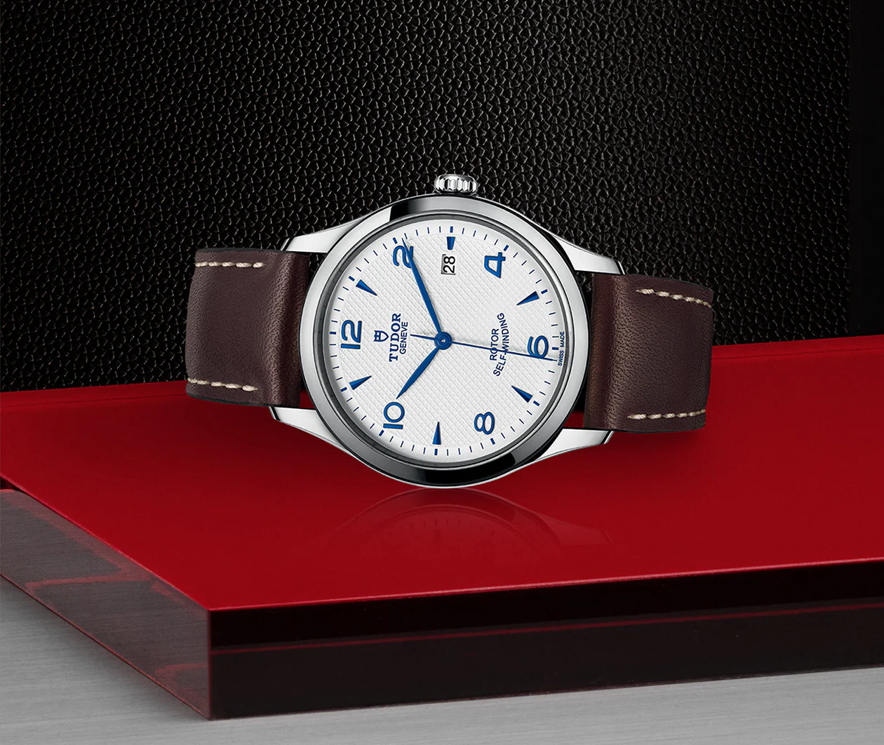 TUDOR 1926 - Image 2