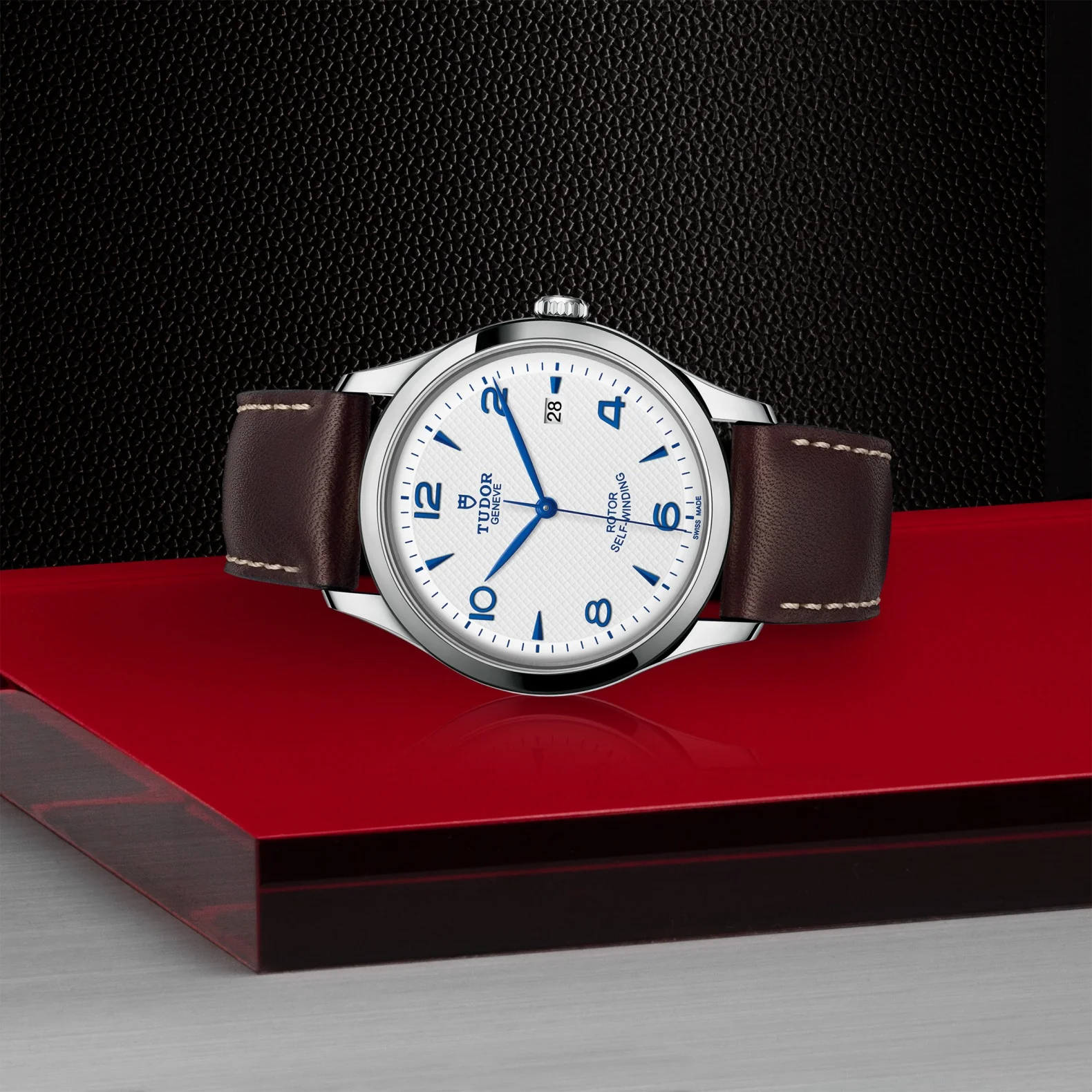 TUDOR 1926 - Image 2